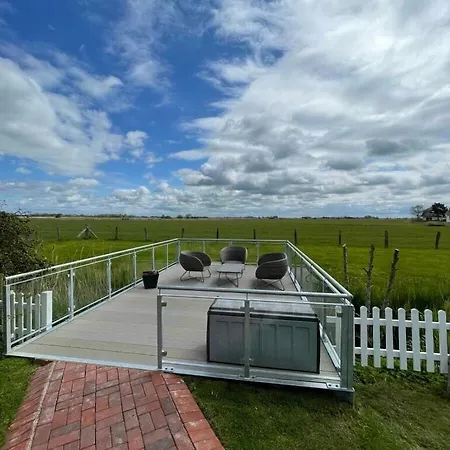 F1 Milking Parlor Comfortable *